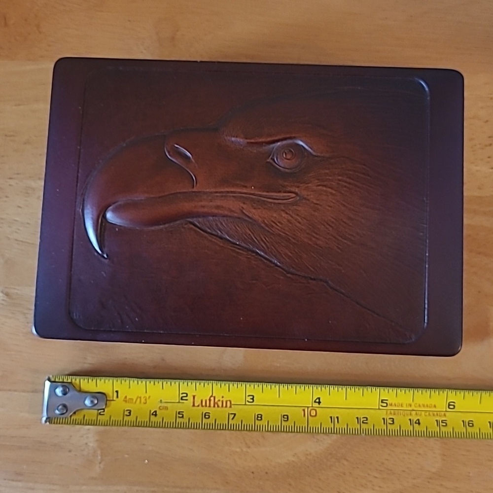 BOMA 3D 'Eagle Head' Double Deck Playing Card Storage Art Box - Picture 16 of 17